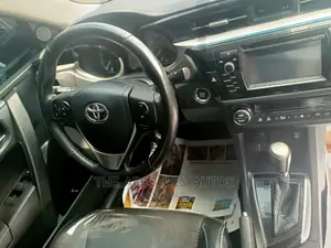 Toyota Corolla 2015 Gray