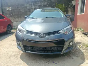 Toyota Corolla 2015 Gray