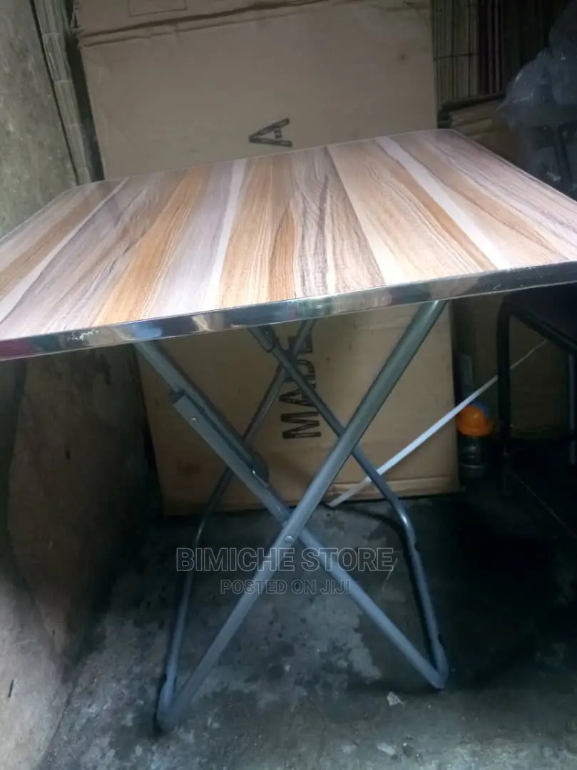 Foldable Table