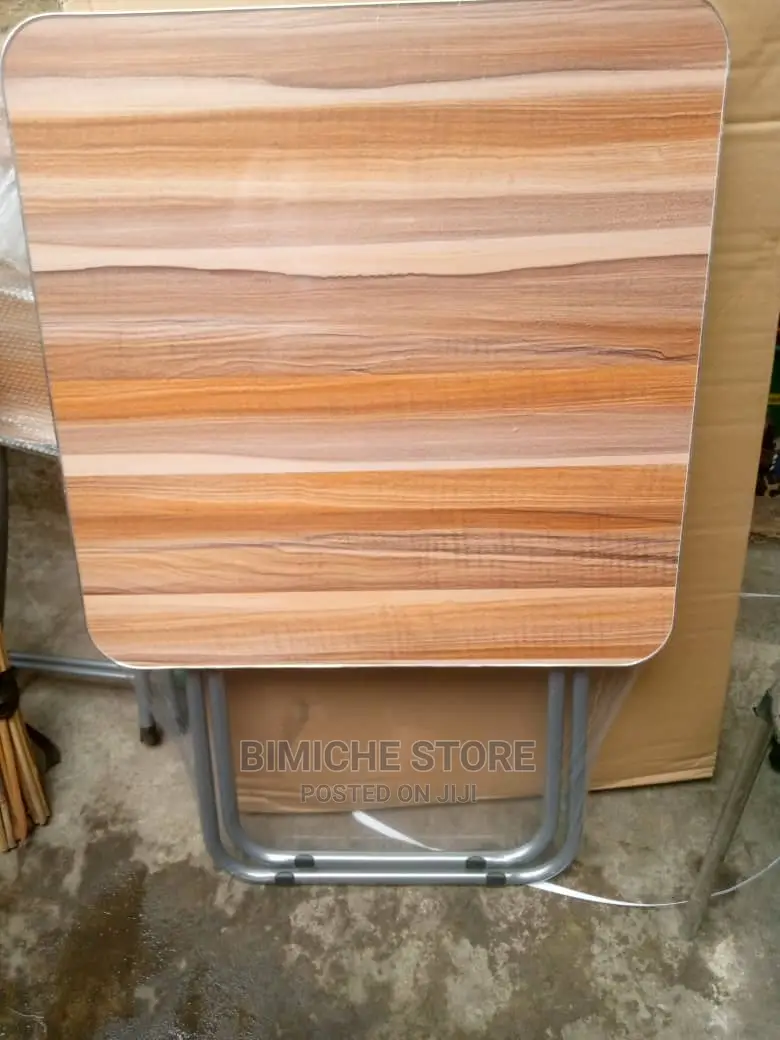 Foldable Table
