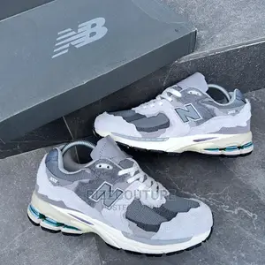 Original NEW BALANCE Sneakers Available in Store