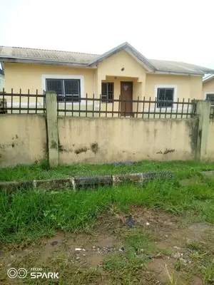 3bdrm Bungalow in Isheri Olofin Lagos, Alimosho for sale
