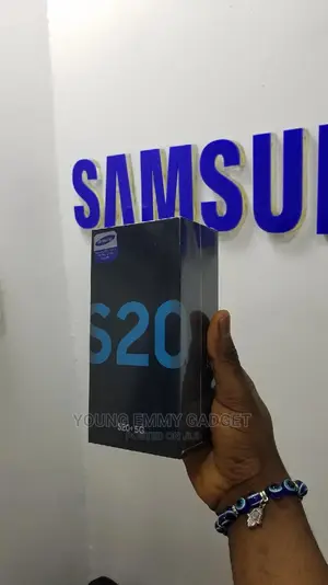 New Samsung Galaxy S20+ 5G 128 GB Gray