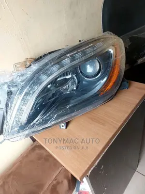 Mercedes-Benz ML350 2013,2014-2015 LED Charger Headlight 166