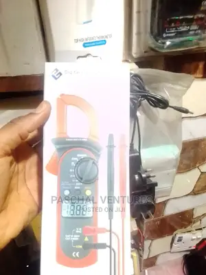 Digital Clamp Multimeter