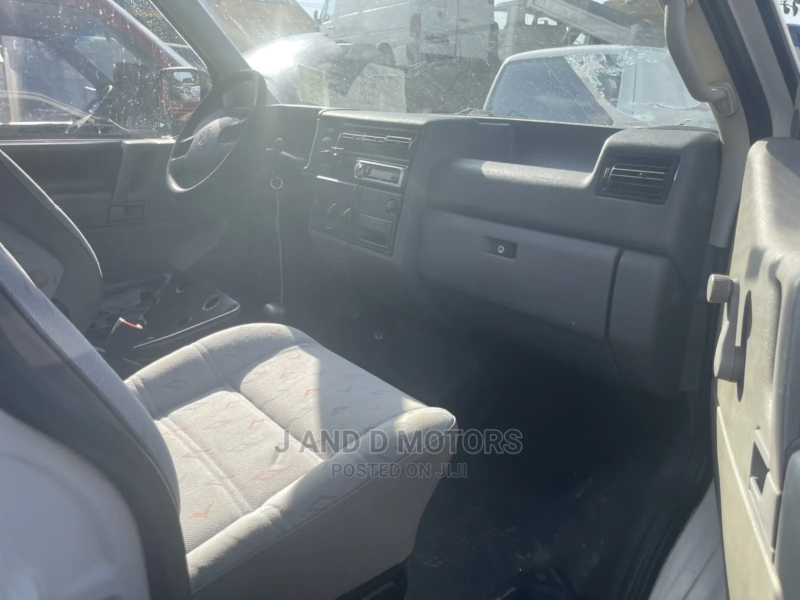 Volkswagen Transporter 1999 White