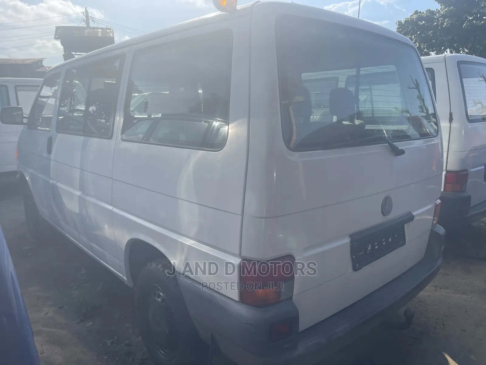 Volkswagen Transporter 2000 White