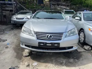 Lexus ES 350 2011 Silver