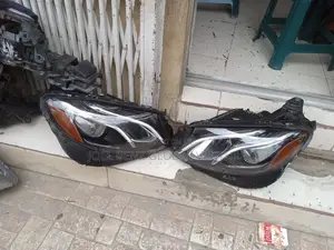 E350 2017 Set of Single Charger Headlight
