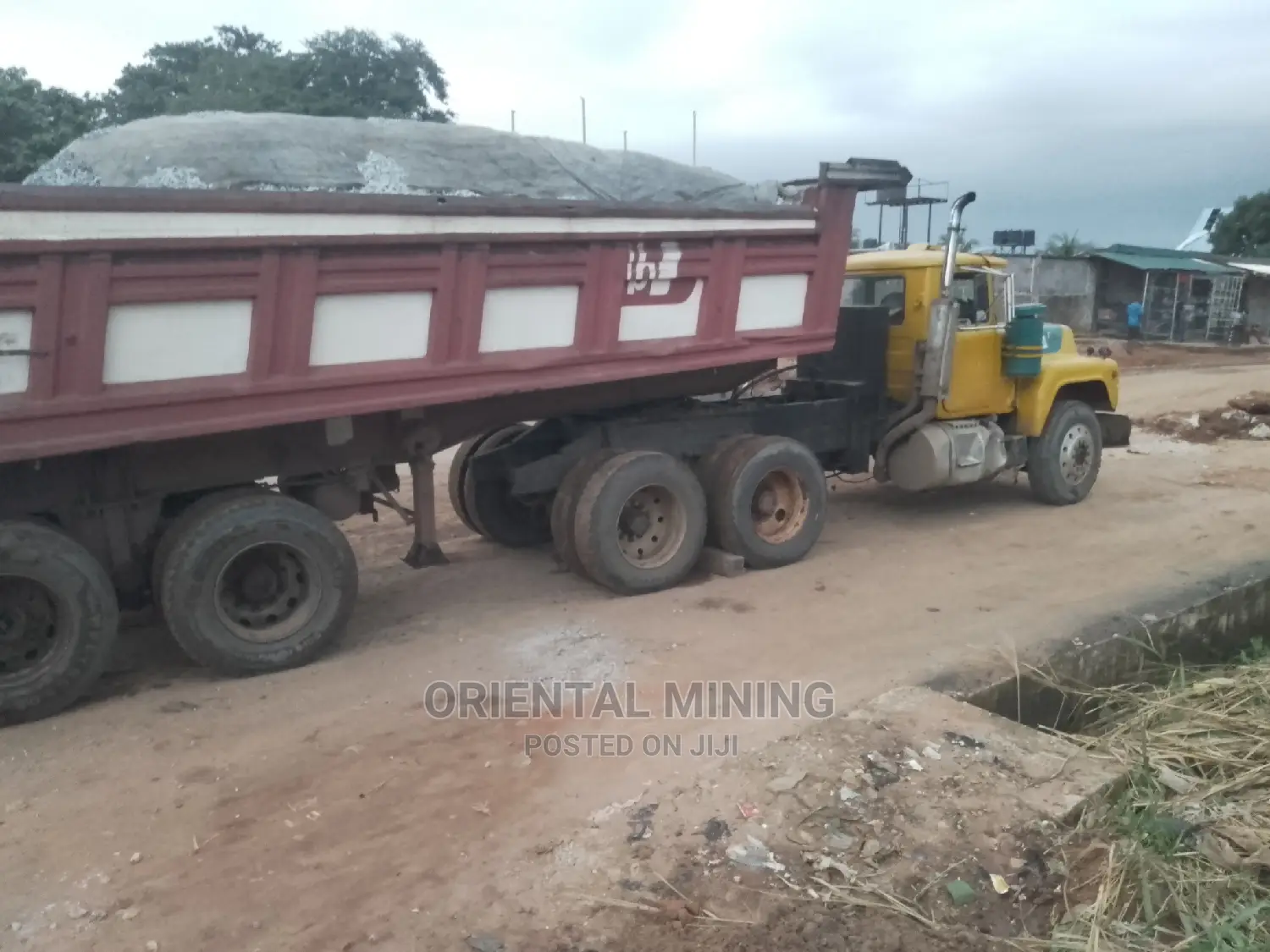 Chippings/Granite.