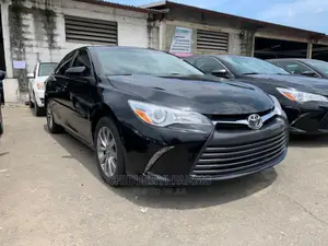 Toyota Camry 2016 Black
