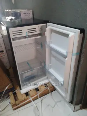 Simple and Affordable Royal RBC-100 Refrigerator