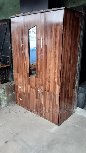 Wardrobe 4x6ft for Home Use