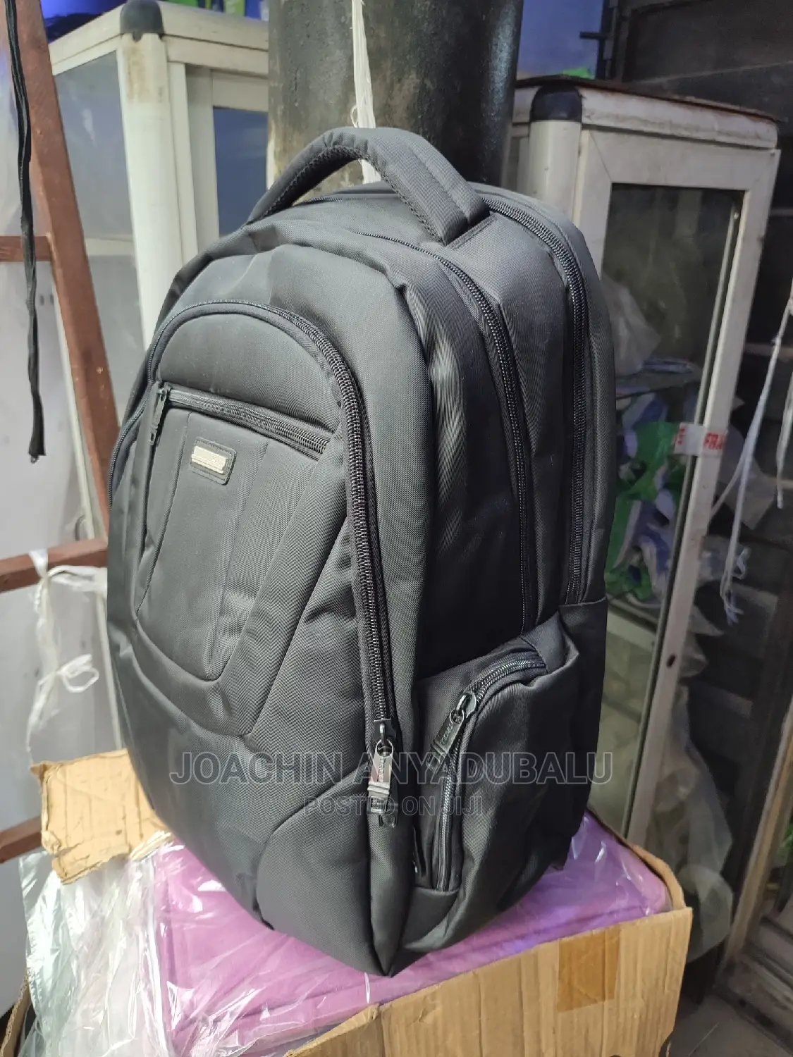 Tiroll 17" Waterproof Superior Executive Laptop Backpack
