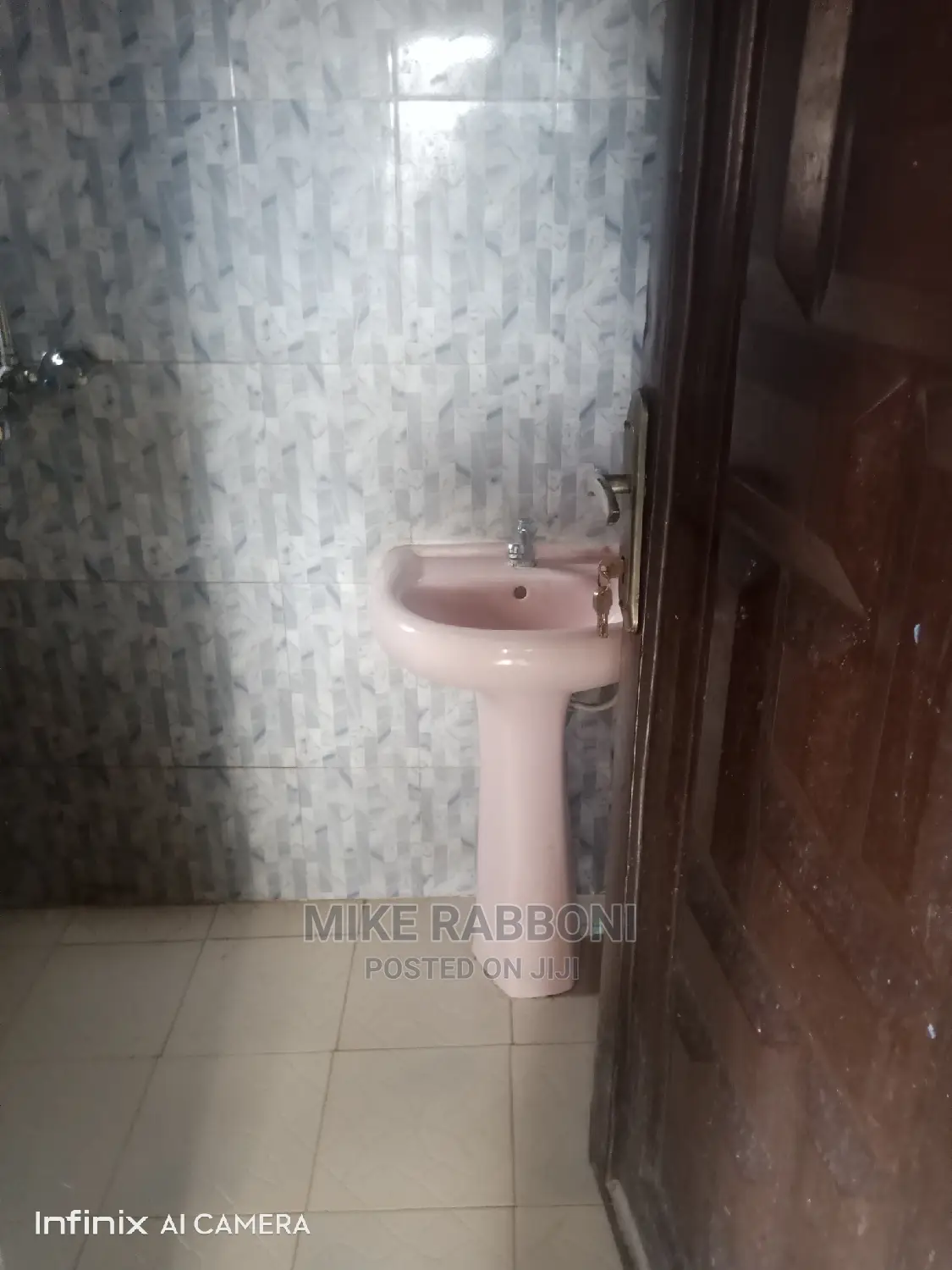 2bdrm Block of Flats in G.R.A, Enugu for rent