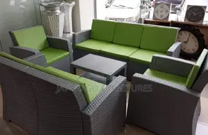 Chilling Plastic Chairs With Sitting Foam