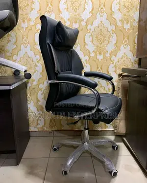 Executive Swivel Leather Office Chairs.
