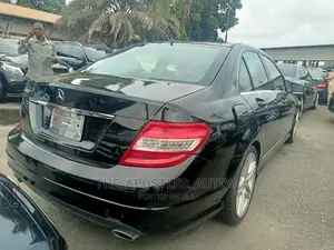 Mercedes-Benz C300 2009 Black