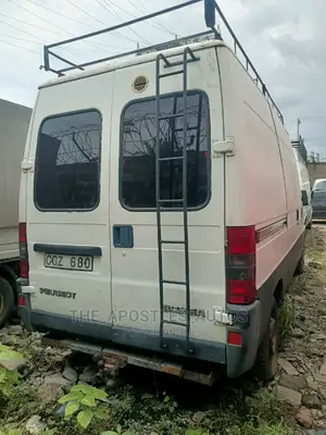 Peugeot Boxer 2005 White