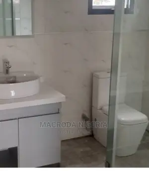 4bdrm House in Parkview Estate for sale