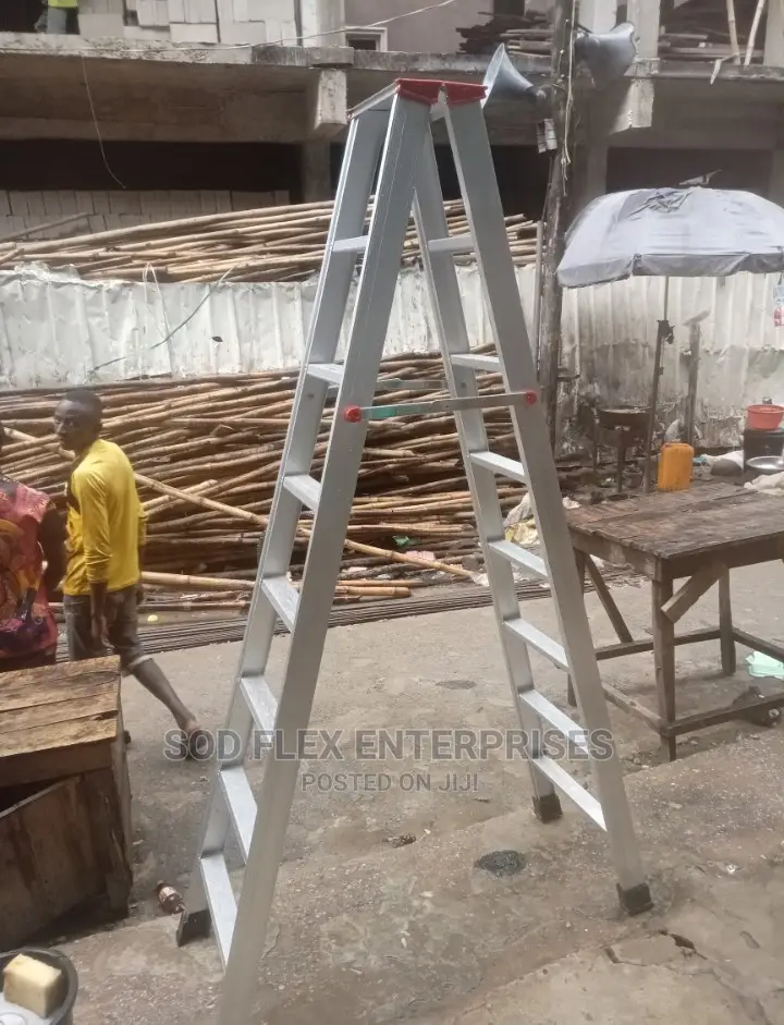 8 Step Double Sided Ladder