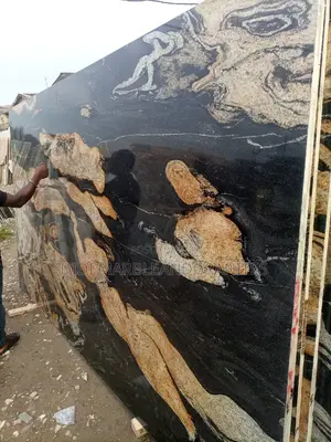 Granite for Kitchen Countertop and Staircase Brazilian Gold