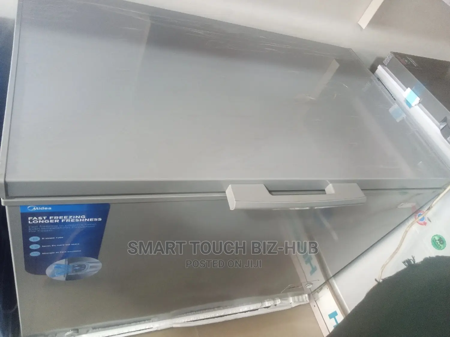 Midea Chest Freezer With Glass Top Hs 377