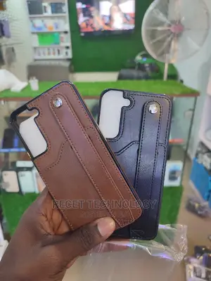 Samsung Galaxy S22 Plus Leather Pouch Case