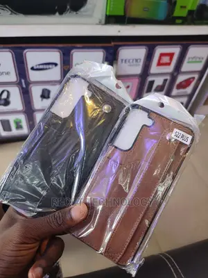 Samsung Galaxy S22 Plus Leather Pouch Case