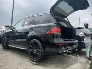 Mercedes-Benz GLE-Class 2018 Black