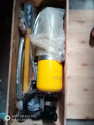 Hydraulic Puller