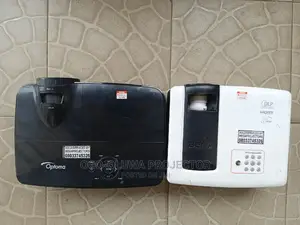 Sales! Sales! Projector Clearance Sales