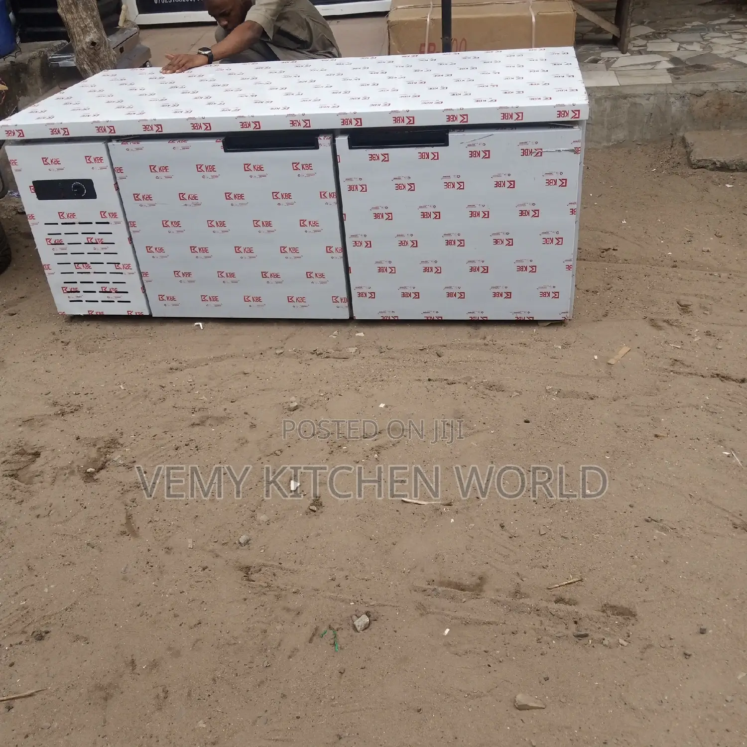Undercounter Cooler 6ft. Power 160W, Voltage 220v