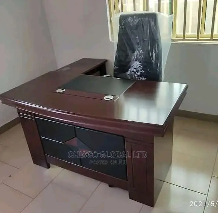 Office Table (1.4mtrs)