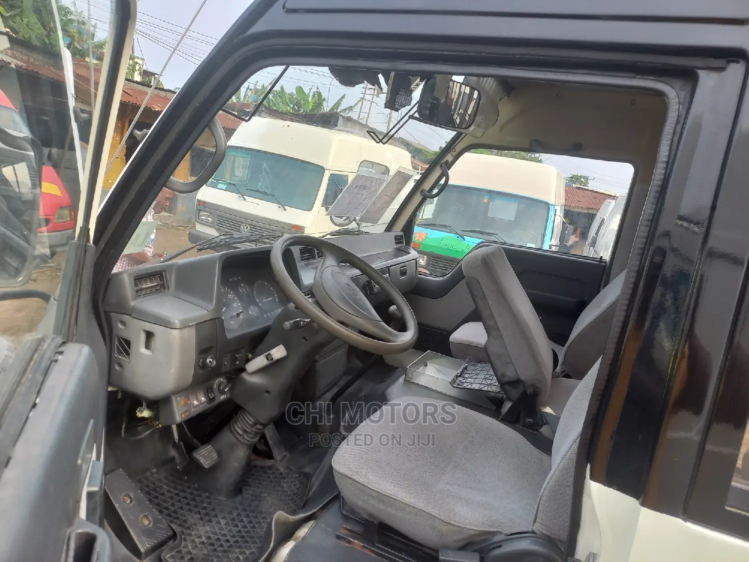Hyundai H-100 2004 White