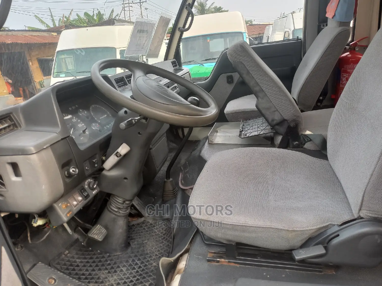 Hyundai H-100 2004 White