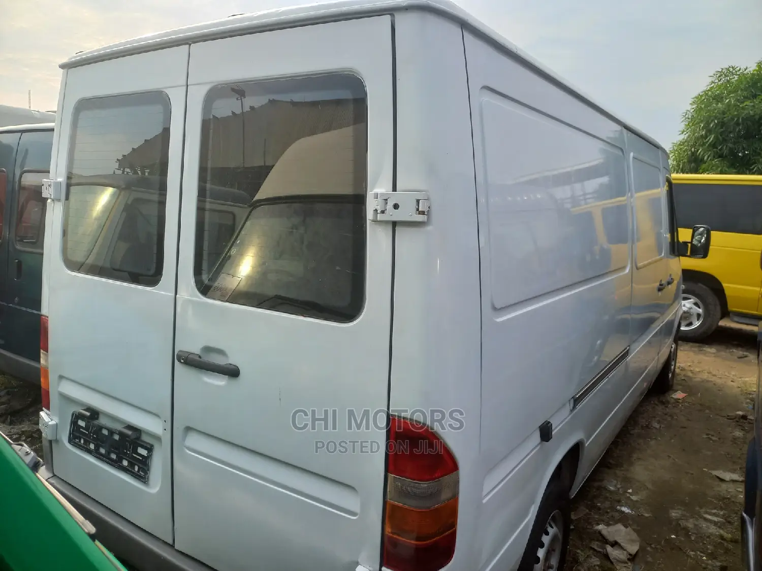 Mercedes-Benz Sprinter 2005 White