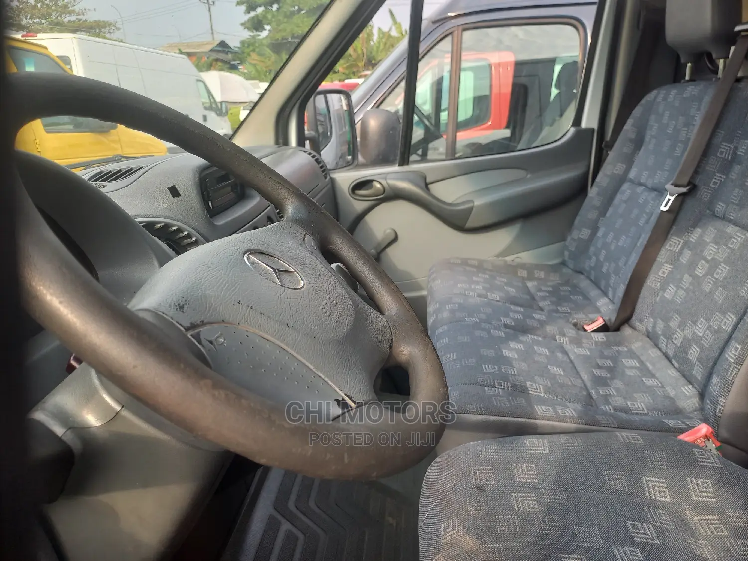 Mercedes-Benz Sprinter 2005 White