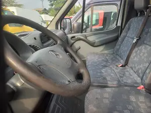 Mercedes-Benz Sprinter 2005 White