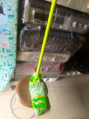 Big Mopping Stick With Plastic Handle