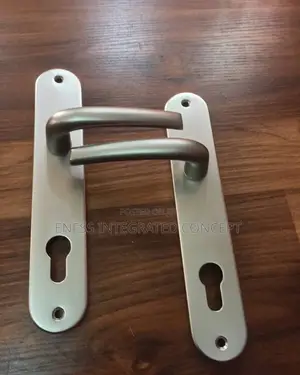 Yale Cylinder Lock Set