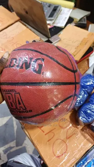 Spalding NBA Wide Channel Basketball