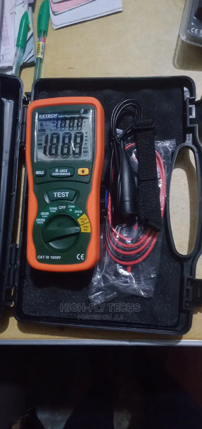Digital Megohmmeter