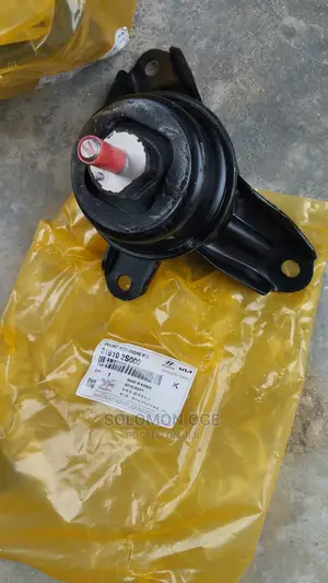 Engine Seat Hyundai Ix35 and Tucson 014 012 Model