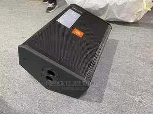 JBL SRX 712m