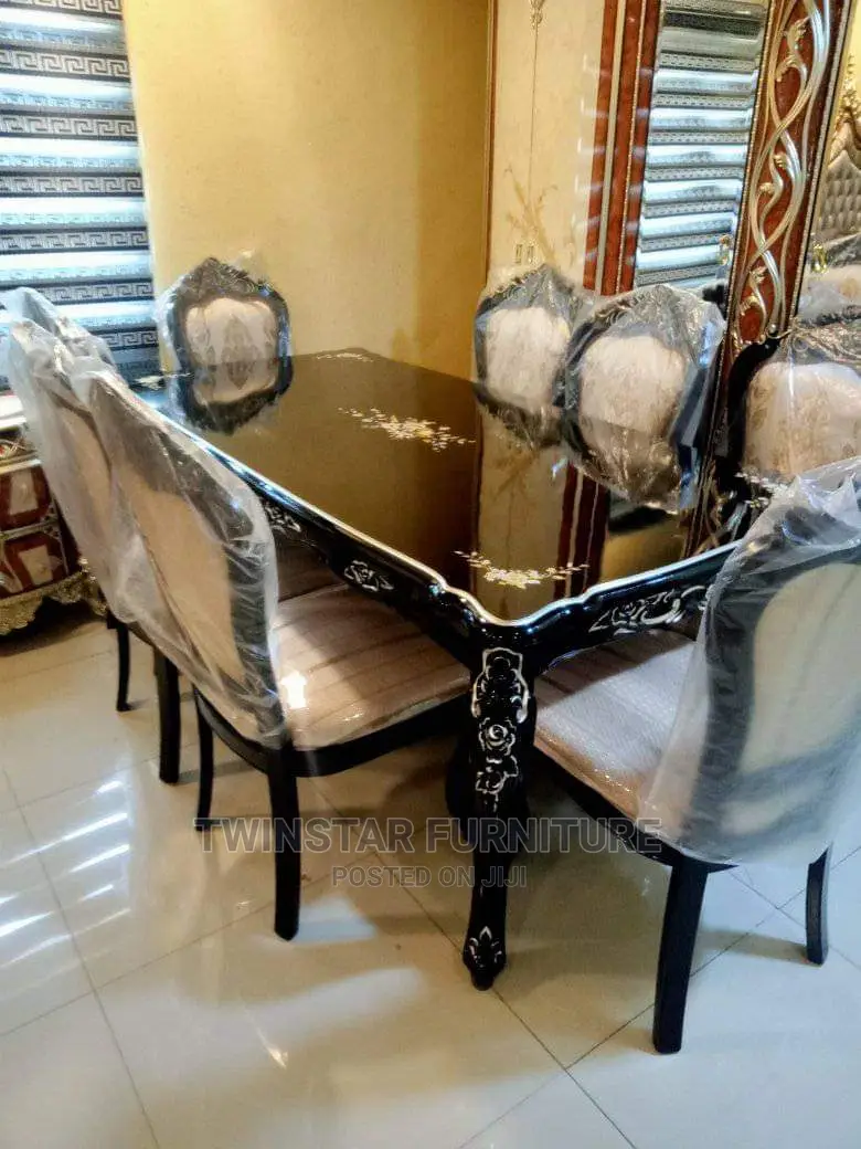 Modern Royal8 Seaters Dinning Table With Chairs