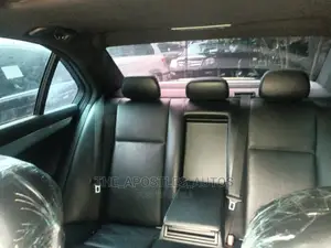 Mercedes-Benz C300 2010 Gray