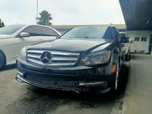 Mercedes-Benz C300 2010 Black