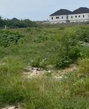 Very Big and Spacious Acres of Land for Sale