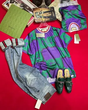 Original GUCCI T-Shirts Available in Store